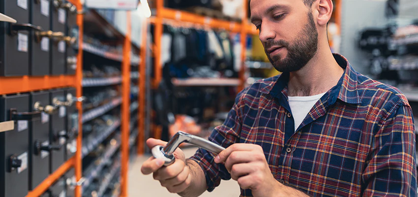 Locksmith For Retail Stores Lockout Services in Albany, California