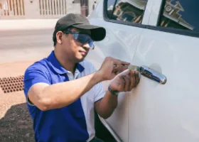 Car Locksmith in Albany, CA